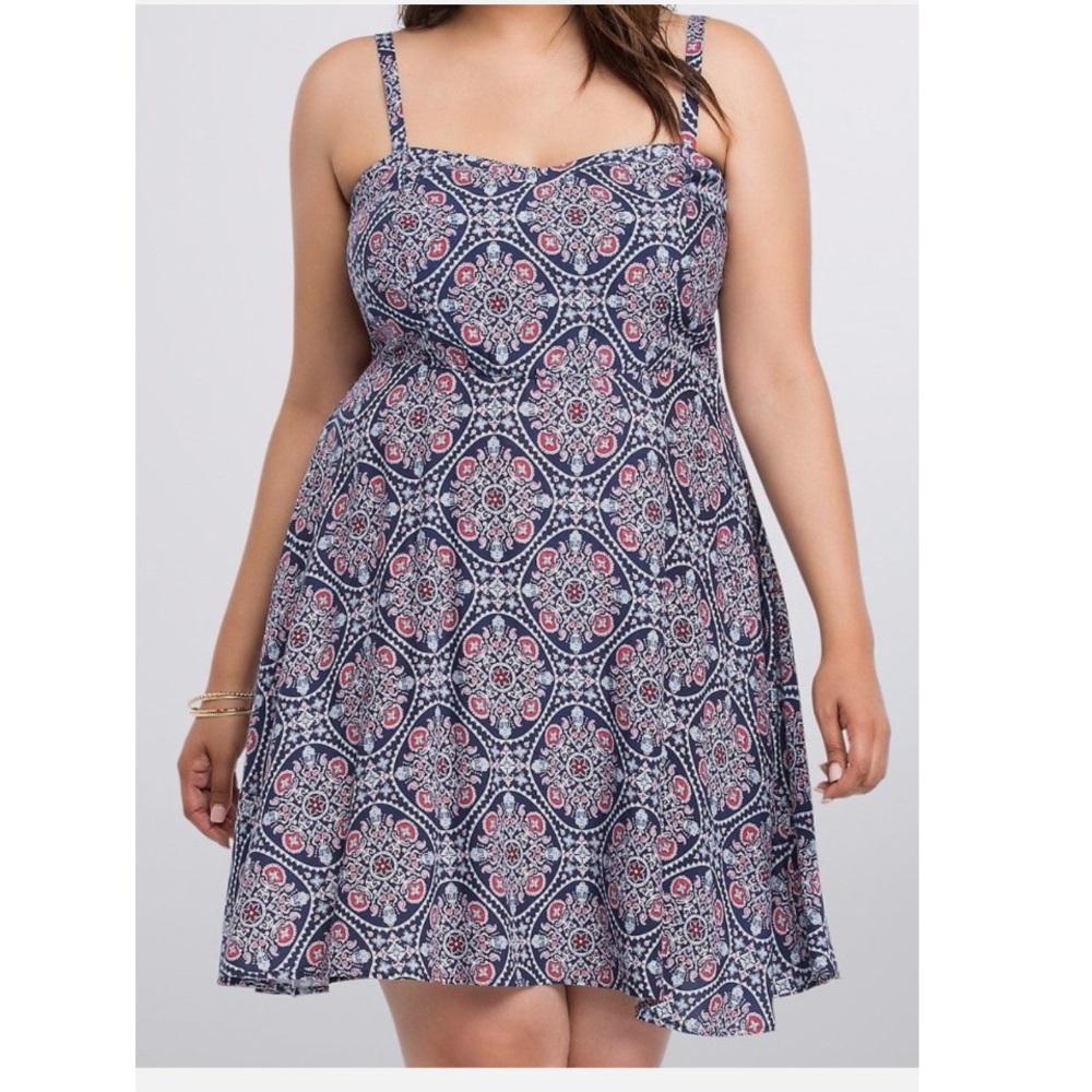 Torrid Size 2X Navy Blue Red Geometric Spaghetti Strap Medallion Print Sundress